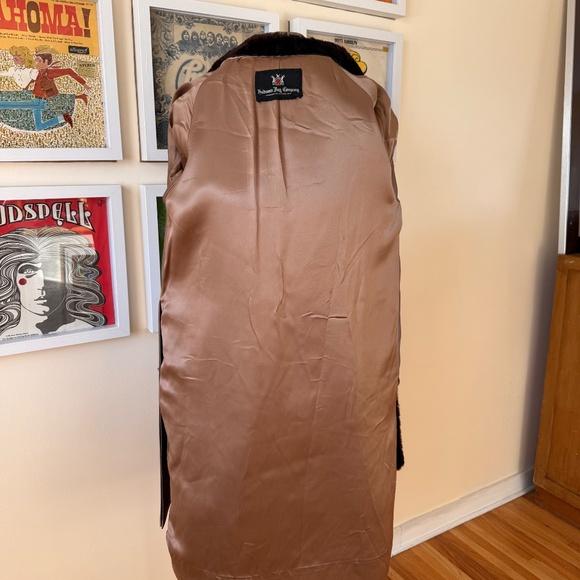 Luxe Vintage 60s Brown Mouton Fur Coat w/ Mink Collar Hudsons Bay Company - Picture 13 of 14